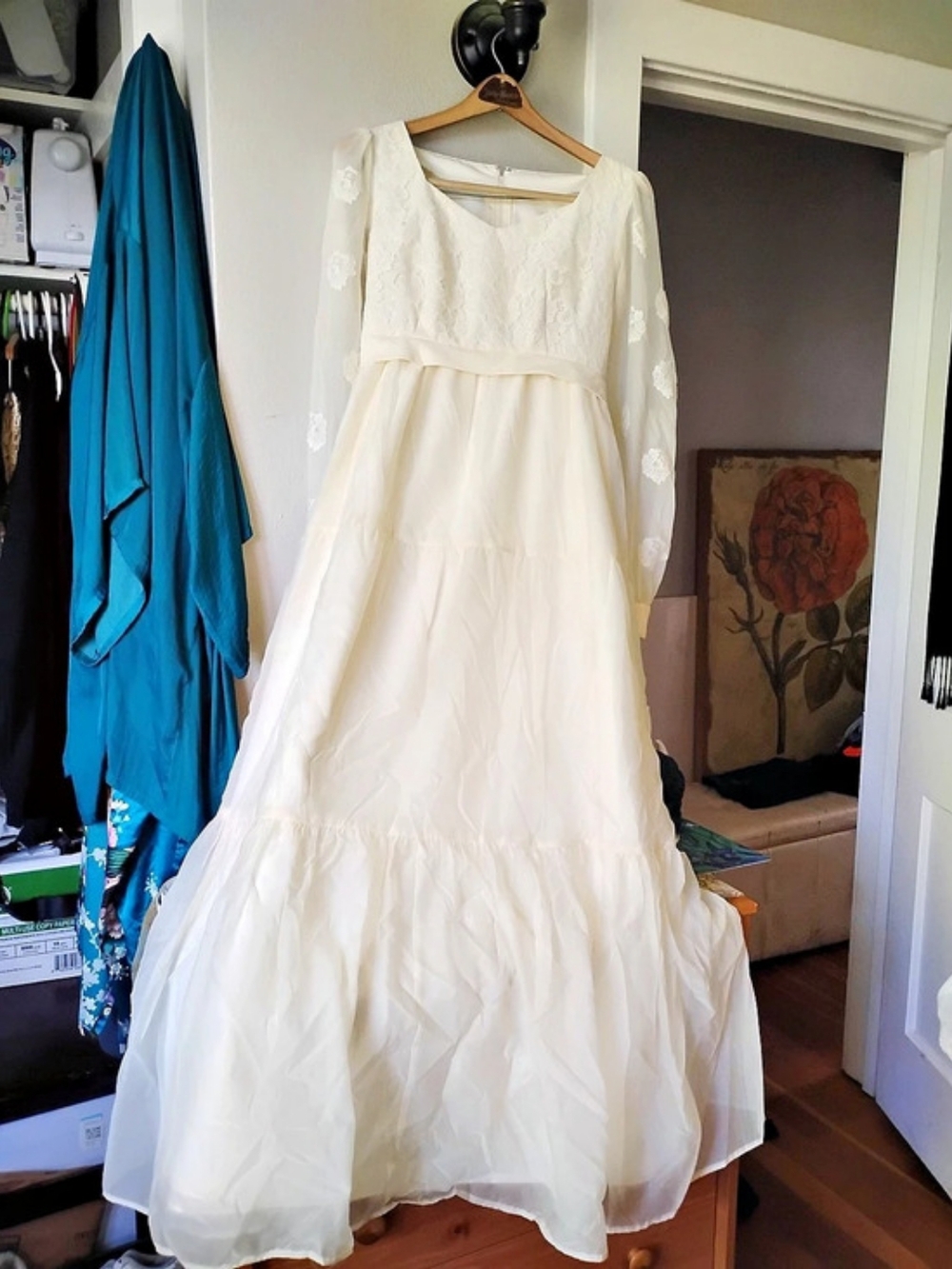 Vintage White Floral Maxi Wedding Dress